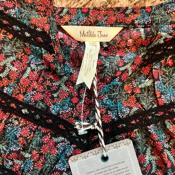 NWT Matilda Jane Chose Your Own Path Carole multicolor Floral Blouse size XS - Picture 5 of 5